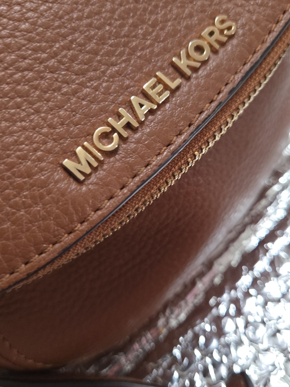 MICHAEL KORS Tan Pebbled Leather Crossbody Saddle Bag - Picture 3 of 10